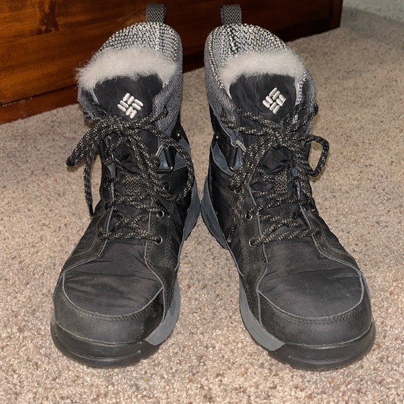 Columbia snow boots - Picture 1 of 5